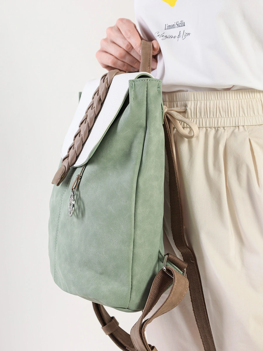 Рюкзак зеленого цвета в стиле колор - блок